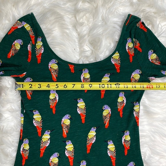 Anthropologie 9-H15 STCL Green Bird Pattern Top - Picture 8 of 11